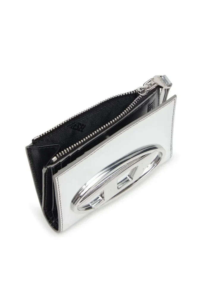 1DR bi-fold zip ii Portofel din piele cu două compartimente și logo oval D 1DR bi-fold zip ii Portofel din piele cu două compartimente și logo oval D