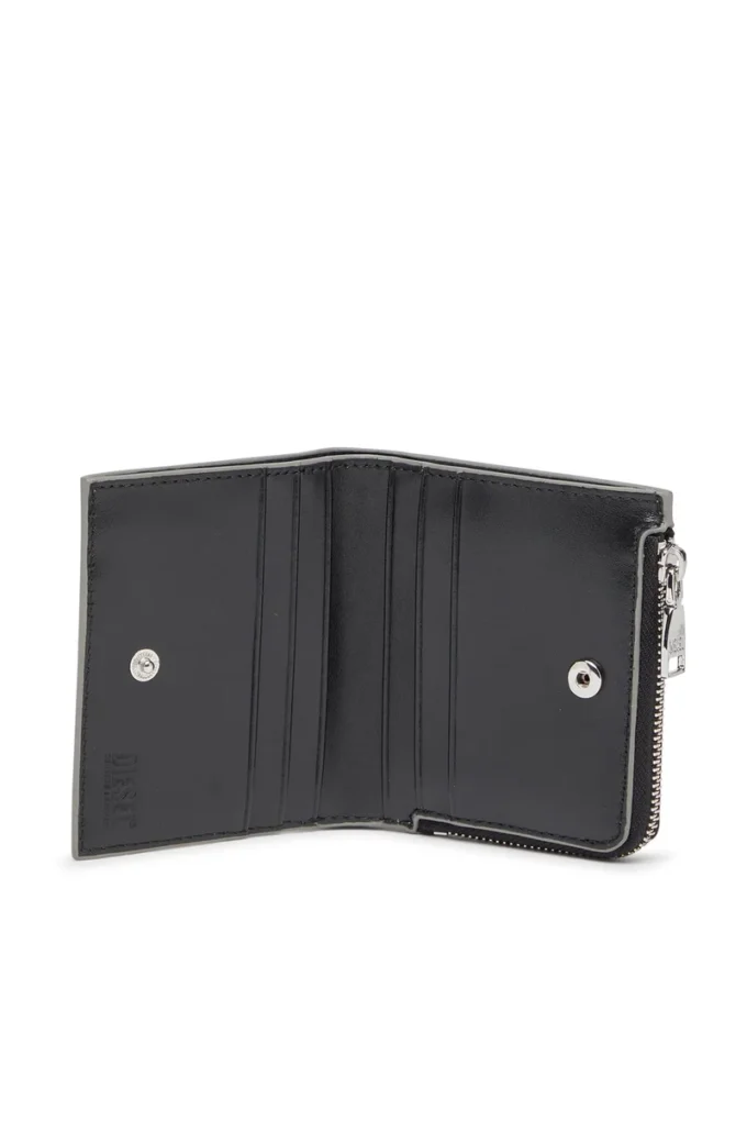 1DR bi fold zip l Portcard pliabil din piele oglindită 1DR bi fold zip l Portcard pliabil din piele oglindită