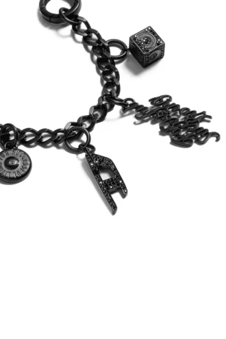 60374 lanț cu breloace Casetify Găsiți cel mai apropiat magazin