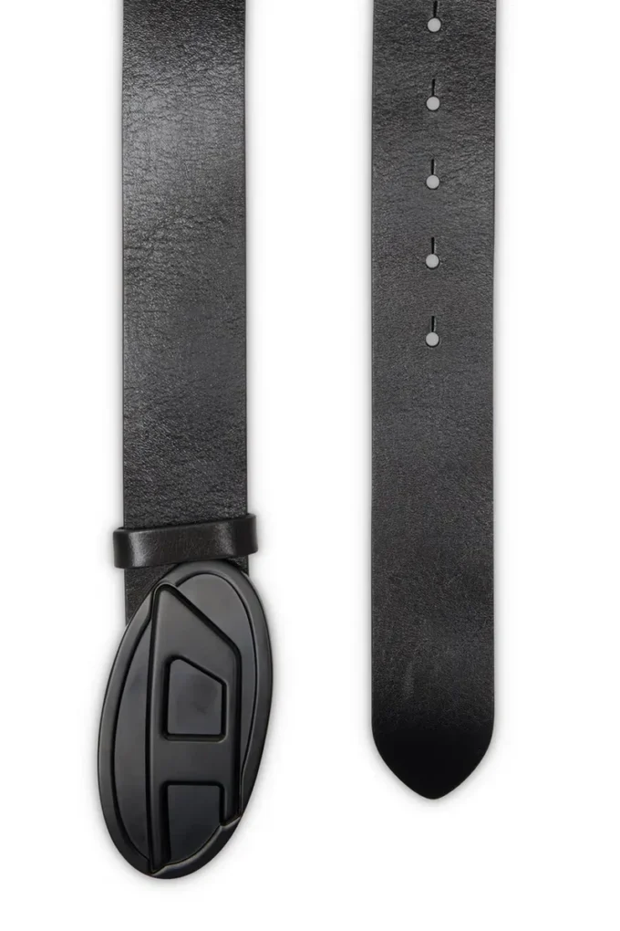 b-1dr 2.0 Cureaua din piele de 4 cm cu placă ovală D b-1dr 2.0 Cureaua din piele de 4 cm cu placă ovală D