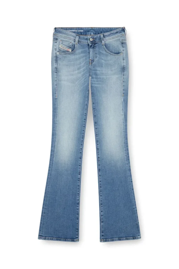 blugi bootcut 1969 D-Ebbey 09k06 Găsește cel mai apropiat magazin blugi bootcut 1969 D-Ebbey 09k06 Găsește cel mai apropiat magazin