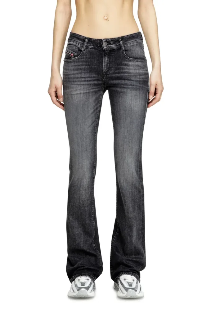 blugi bootcut 1969 D-Ebbey 09l98 Găsește cel mai apropiat magazin blugi bootcut 1969 D-Ebbey 09l98 Găsește cel mai apropiat magazin