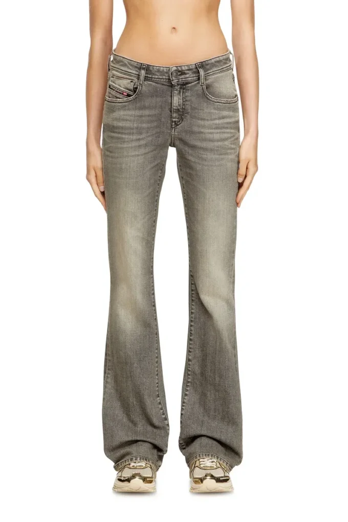 blugi bootcut 1969 D-Ebbey 09l99 Găsește cel mai apropiat magazin blugi bootcut 1969 D-Ebbey 09l99 Găsește cel mai apropiat magazin