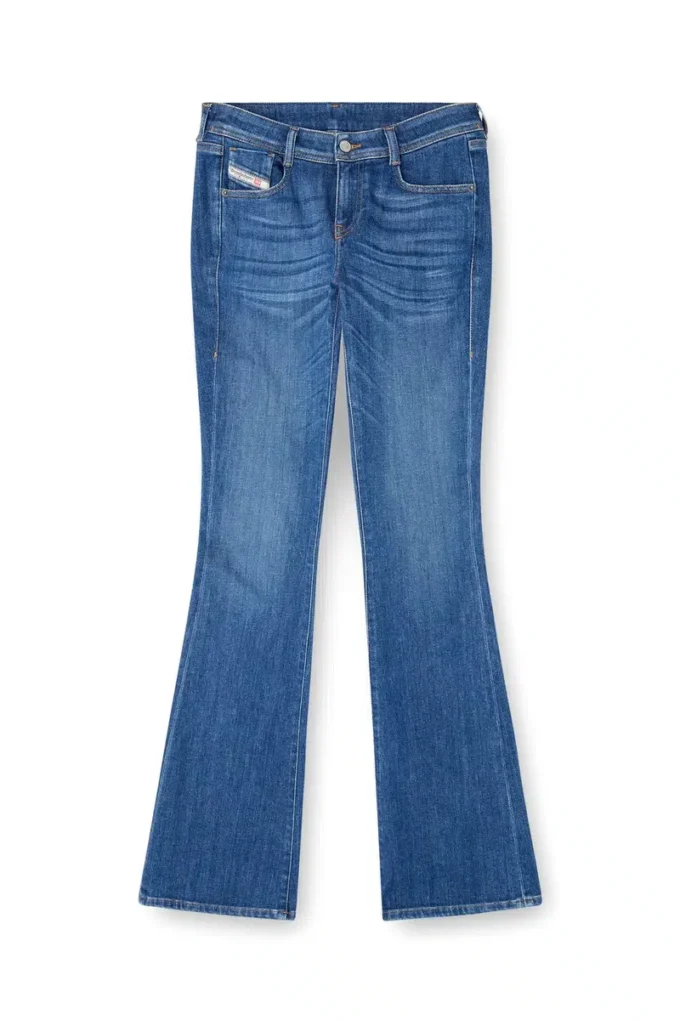 blugi bootcut 1969 D-Ebbey 09m73 Găsește cel mai apropiat magazin blugi bootcut 1969 D-Ebbey 09m73 Găsește cel mai apropiat magazin