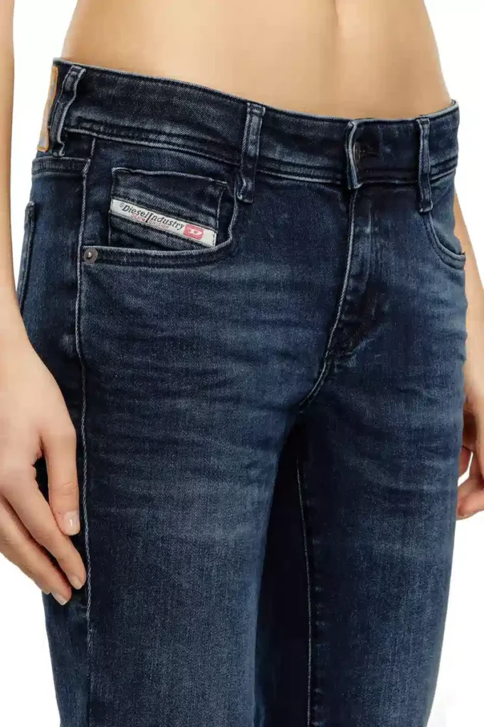 blugi bootcut 1969 D-Ebbey 0enar Găsiți cel mai apropiat magazin blugi bootcut 1969 D-Ebbey 0enar Găsiți cel mai apropiat magazin