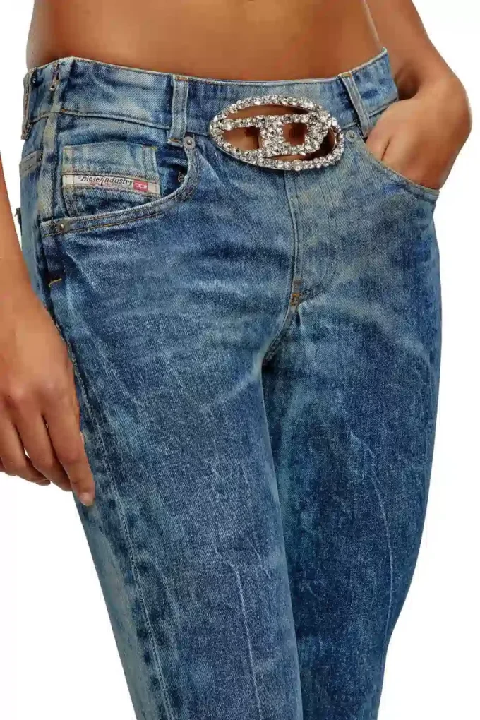 blugi bootcut 1969 D-Ebbey 0pgal Găsește cel mai apropiat magazin blugi bootcut 1969 D-Ebbey 0pgal Găsește cel mai apropiat magazin