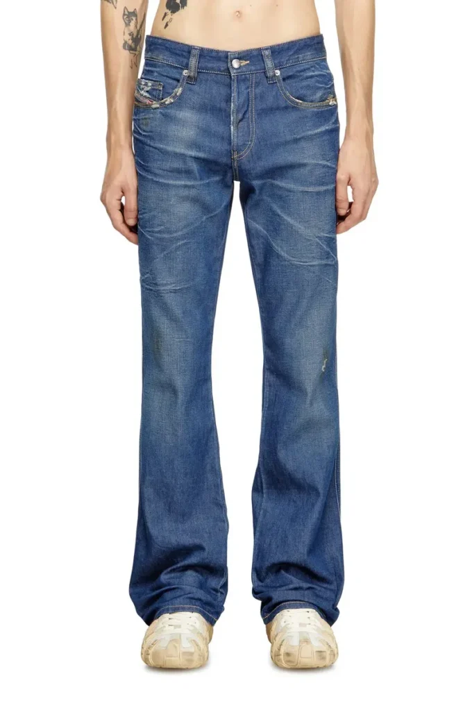 blugi bootcut 1998 d-buck 09m60 Găsește cel mai apropiat magazin blugi bootcut 1998 d-buck 09m60 Găsește cel mai apropiat magazin