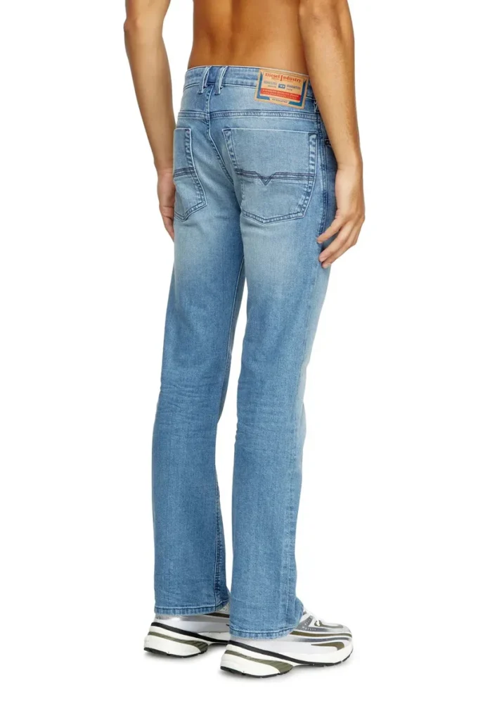 blugi bootcut 2007 Zatiny 0grdi Găsiți cel mai apropiat magazin
