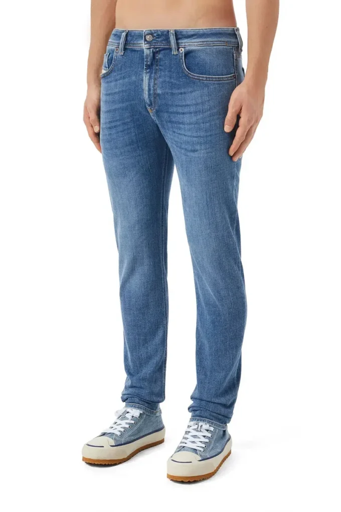 blugi skinny 1979 Sleenker 09c01 Găsește cel mai apropiat magazin blugi skinny 1979 Sleenker 09c01 Găsește cel mai apropiat magazin