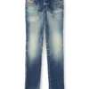 blugi slim 1993 d-vyl 09m55 Găsește cel mai apropiat magazin blugi slim 1993 d-vyl 09m55 Găsește cel mai apropiat magazin
