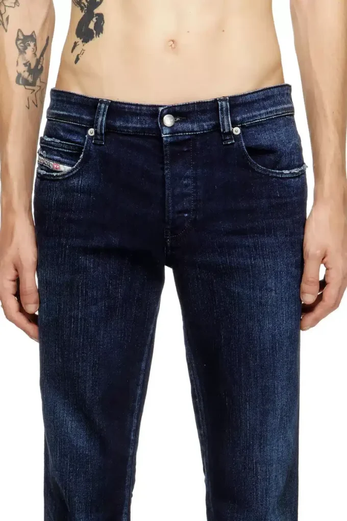 blugi slim 1993 d-vyl 09m76 Găsește cel mai apropiat magazin