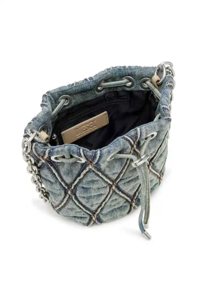charm-d bucket s Geantă tip sac Charm-D S-Mini din denim matlasat cu model argyle