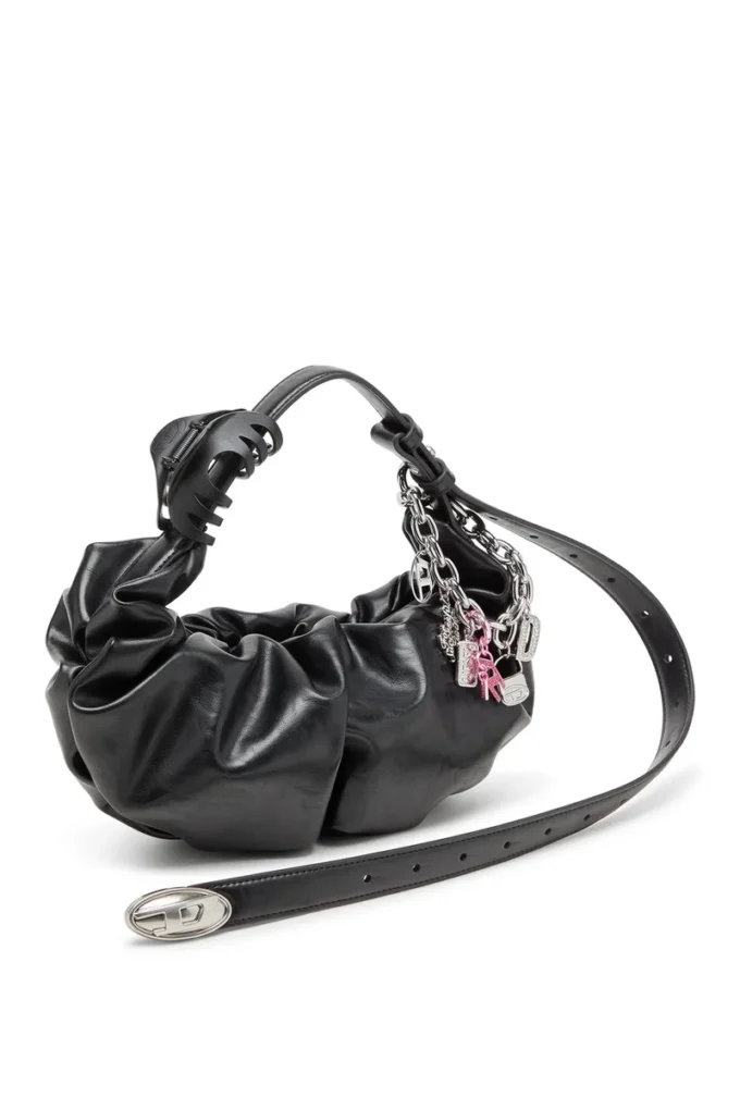 Charm-D Pandantiv cu strass Pandantiv D Charm-D Pandantiv cu strass Pandantiv D
