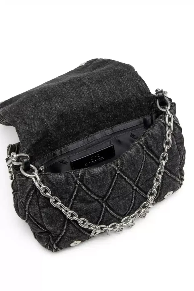charm-d shoulder m Geantă de umăr Charm-D M din denim matlasat charm-d shoulder m Geantă de umăr Charm-D M din denim matlasat