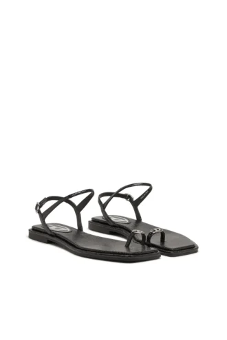 d-amber infra 0 D-AMBER – Sandale din piele cu logo metalic