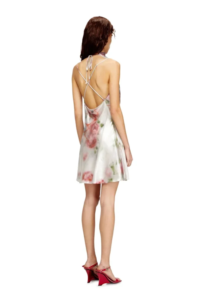 d-ebra-short Rochie scurtă metalică cu imprimeu roz estompat d-ebra-short Rochie scurtă metalică cu imprimeu roz estompat