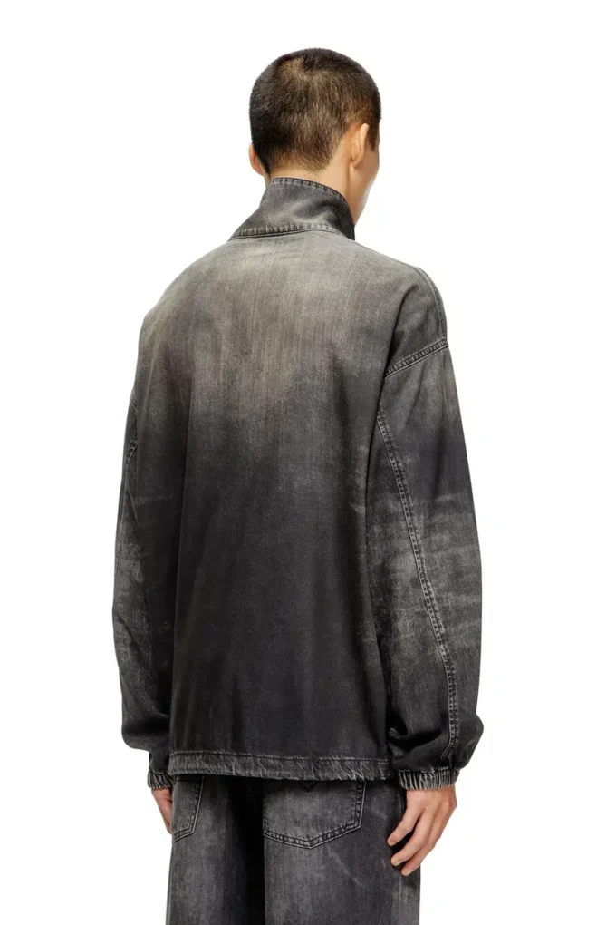 d-flow-s3 Top din denim cu guler înalt d-flow-s3 Top din denim cu guler înalt