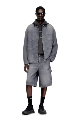 d livery w short pantaloni scuri din denim cu croial lejer 1 330x494 - d-livery-w-short Pantaloni scurți din denim cu croială lejeră