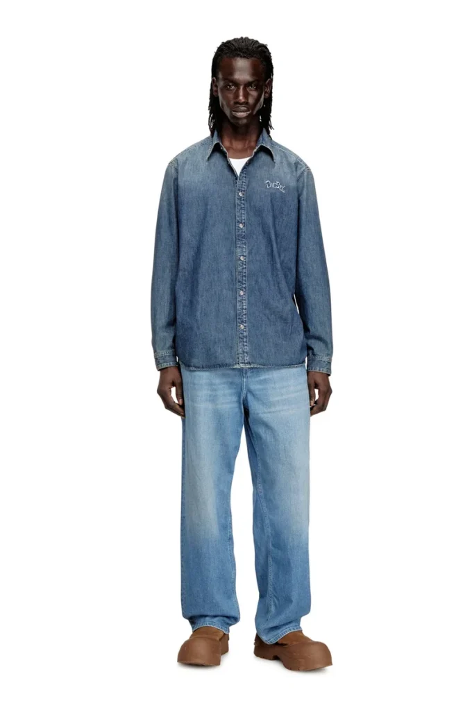 d-simply-s15 Cămașă din denim cu broderie pe spate d-simply-s15 Cămașă din denim cu broderie pe spate