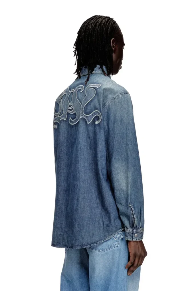 d-simply-s15 Cămașă din denim cu broderie pe spate d-simply-s15 Cămașă din denim cu broderie pe spate