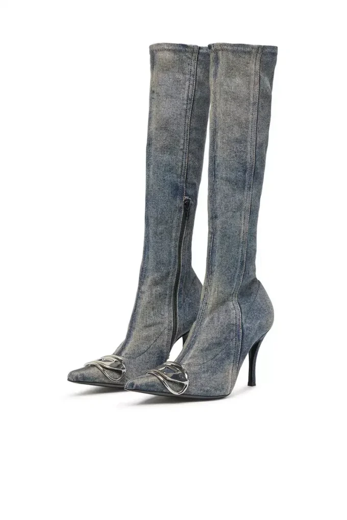 d-venus kb d D-Venus – Cizme din denim cu placă cu logo