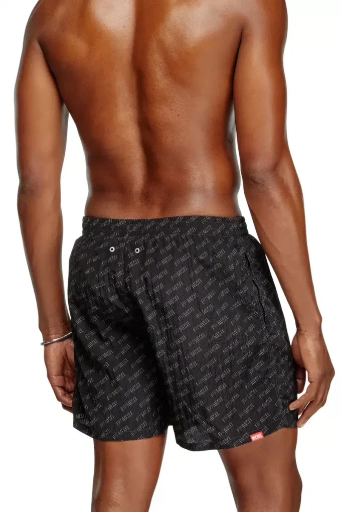 daniel-41-mono-utlt Pantaloni scurți de baie de lungime medie cu logo pe toată suprafața daniel-41-mono-utlt Pantaloni scurți de baie de lungime medie cu logo pe toată suprafața