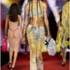 de-detop-fse Top scurt din denim devoré cu imprimeu floral