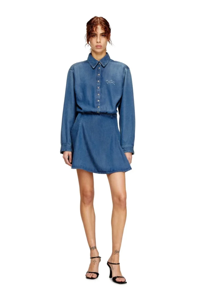 de-drevia-s Rochie din denim cu broderie pe spate de-drevia-s Rochie din denim cu broderie pe spate