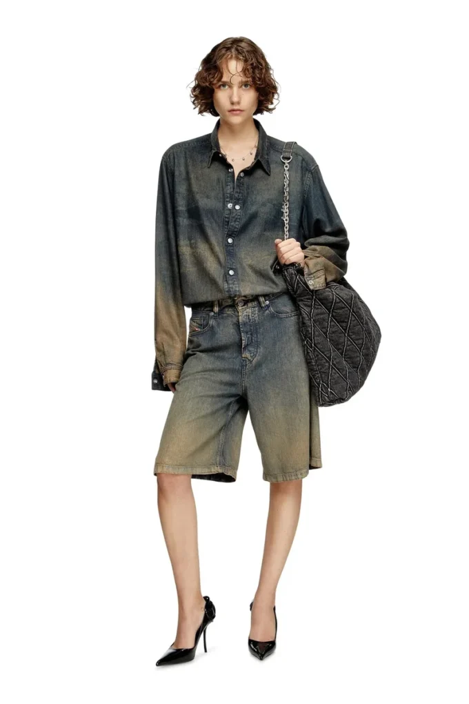de-sire-short-s Pantaloni scurți din denim fluid, în nuanțe degradate de-sire-short-s Pantaloni scurți din denim fluid, în nuanțe degradate