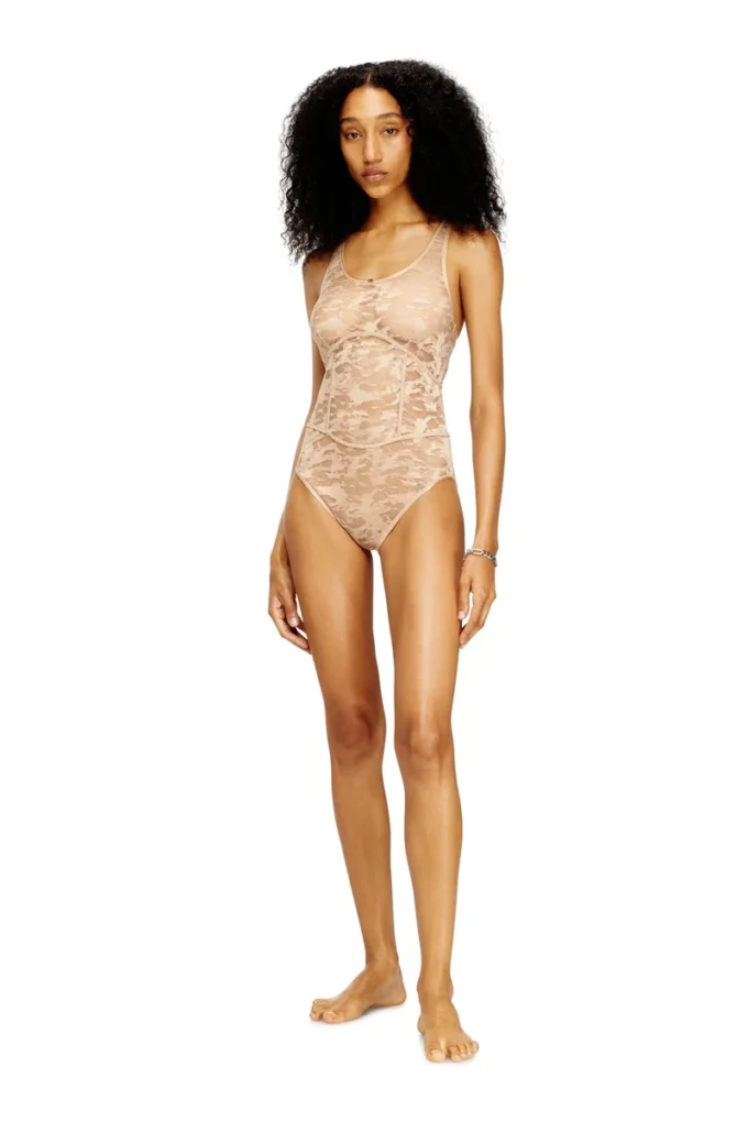 ezzy-utlt Body din nailon cu design din dantelă ezzy-utlt Body din nailon cu design din dantelă