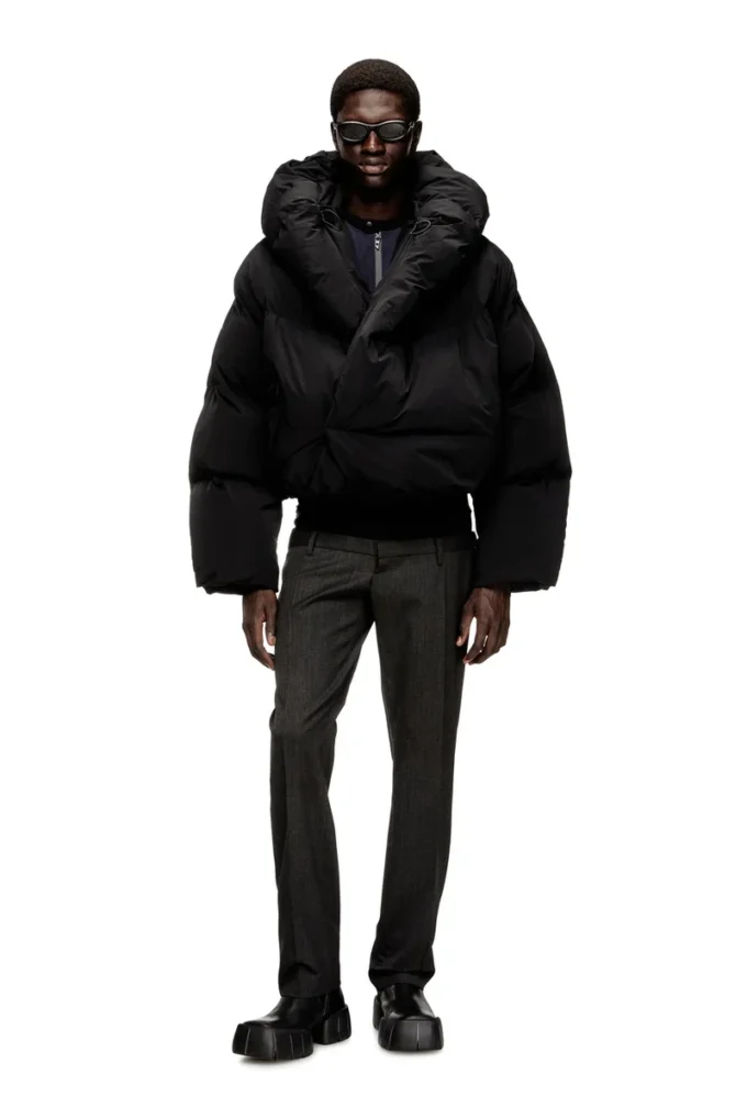 j-scotts-padded-a Jacheta matlasată din nailon elastic j-scotts-padded-a Jacheta matlasată din nailon elastic