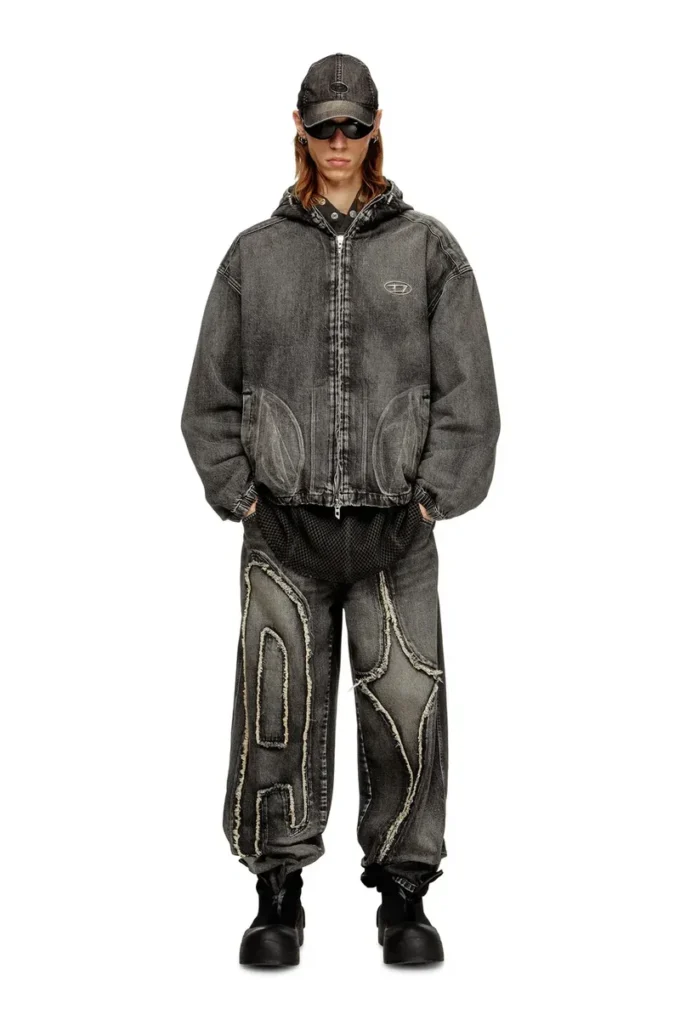 Jacheta cu glugă thugjack din denim decolorat Jacheta cu glugă thugjack din denim decolorat