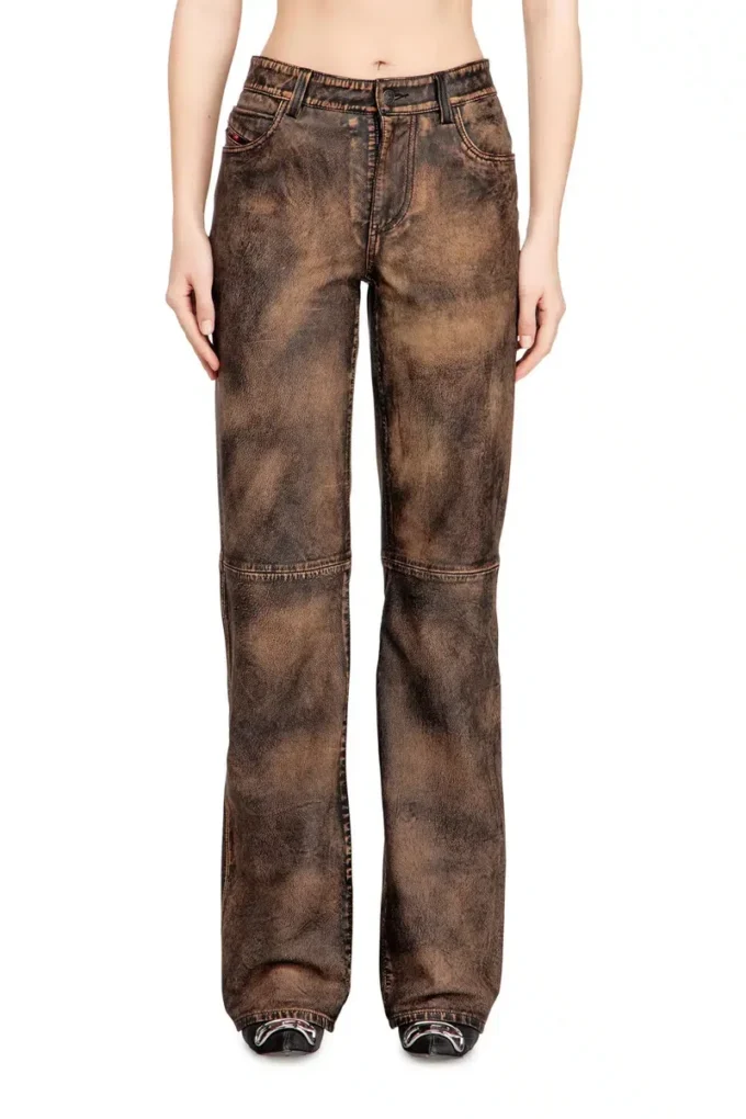 l-ysa Pantaloni din piele uzată, croiți în stil jeans l-ysa Pantaloni din piele uzată, croiți în stil jeans