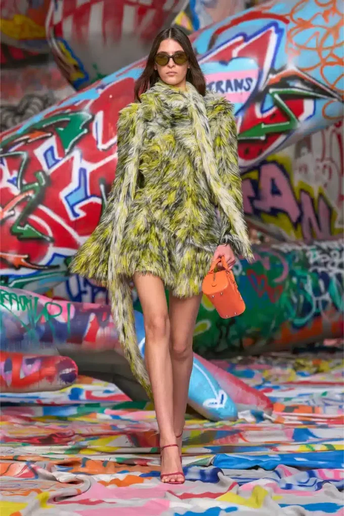 m-astrella Fustă mini din tricot jacquard pufos