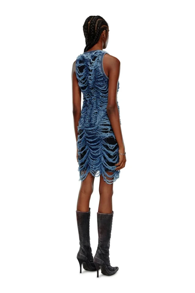 m-bianca Rochie scurtă din tricot indigo distrus m-bianca Rochie scurtă din tricot indigo distrus