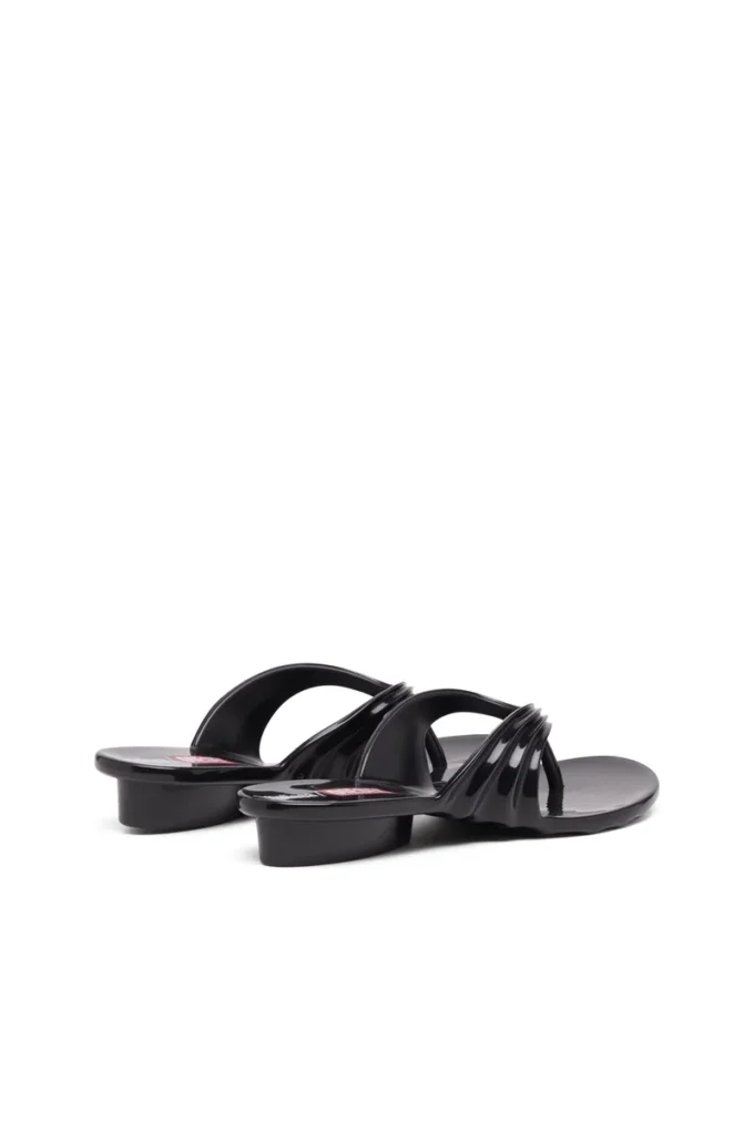 melissa quantum thong Șlapi sculpturali din Melflex® melissa quantum thong Șlapi sculpturali din Melflex®