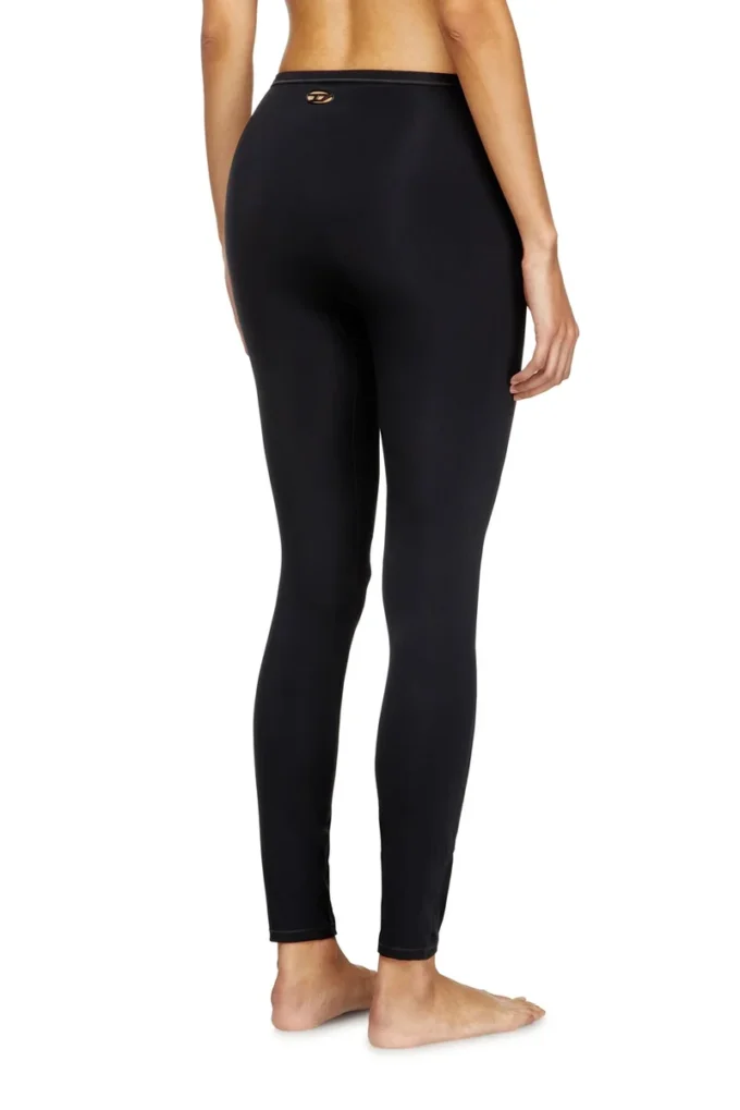 meredith-utlt Colanți din nailon cu decupaj în spate Oval D meredith-utlt Colanți din nailon cu decupaj în spate Oval D