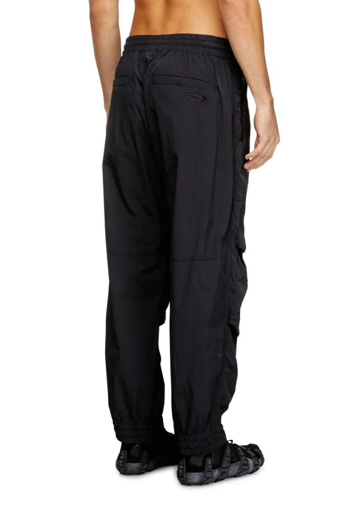 p-beeck-wrd-akad Pantaloni din nailon cu buzunare cargo p-beeck-wrd-akad Pantaloni din nailon cu buzunare cargo