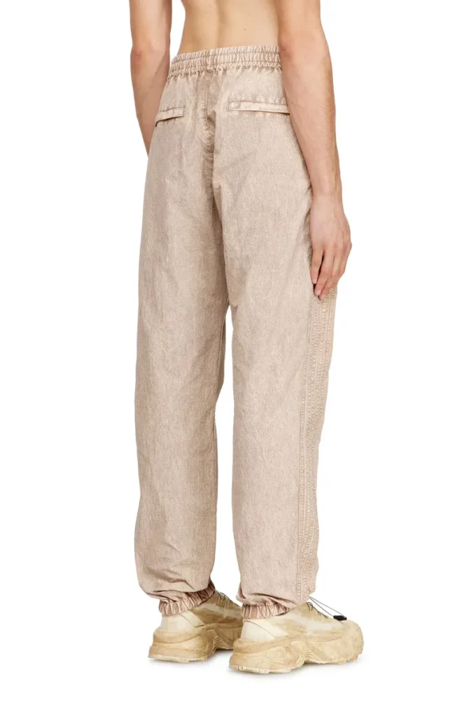 p-iusko-ag Pantaloni din nailon spălat, cu benzi laterale p-iusko-ag Pantaloni din nailon spălat, cu benzi laterale