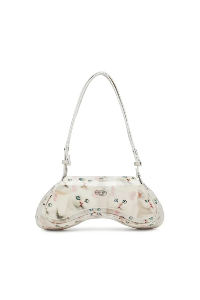 play crossbody Geantă de umăr Play din PU lucios imprimat