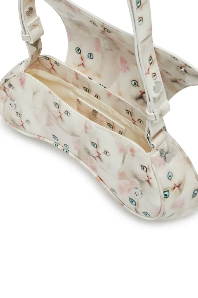 play crossbody Geantă de umăr Play din PU lucios imprimat
