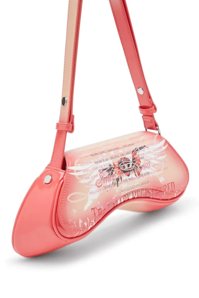play crossbody Geantă de umăr Play din PU lucios imprimat