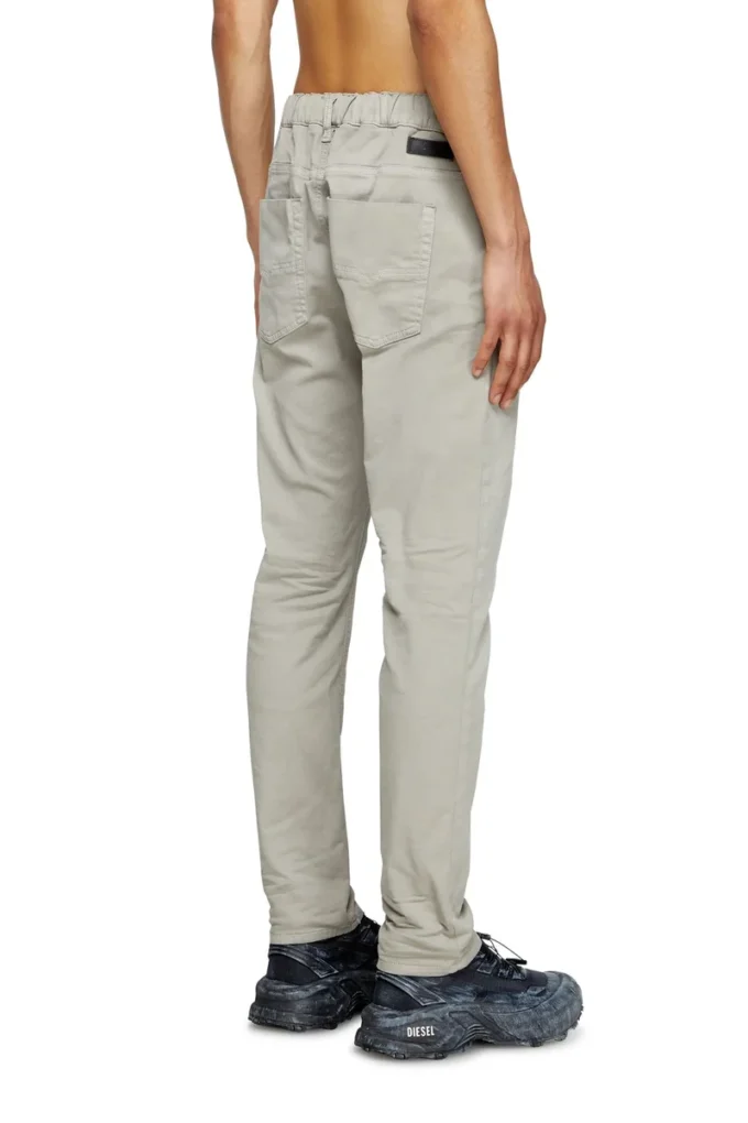 regular 2032 Krooley JoggJeans® 0670m Găsiți cel mai apropiat magazin regular 2032 Krooley JoggJeans® 0670m Găsiți cel mai apropiat magazin