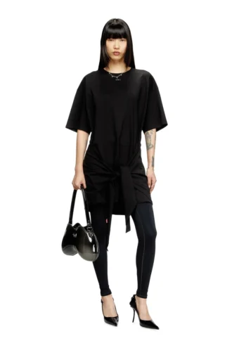Rochie tip tricou d-eivor cu fundă în față Rochie tip tricou d-eivor cu fundă în față