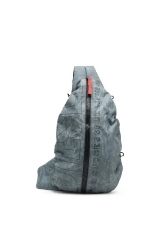 Rucsac cu curea zip-d x Rucsac cu o singură curea, cu curea reglabilă