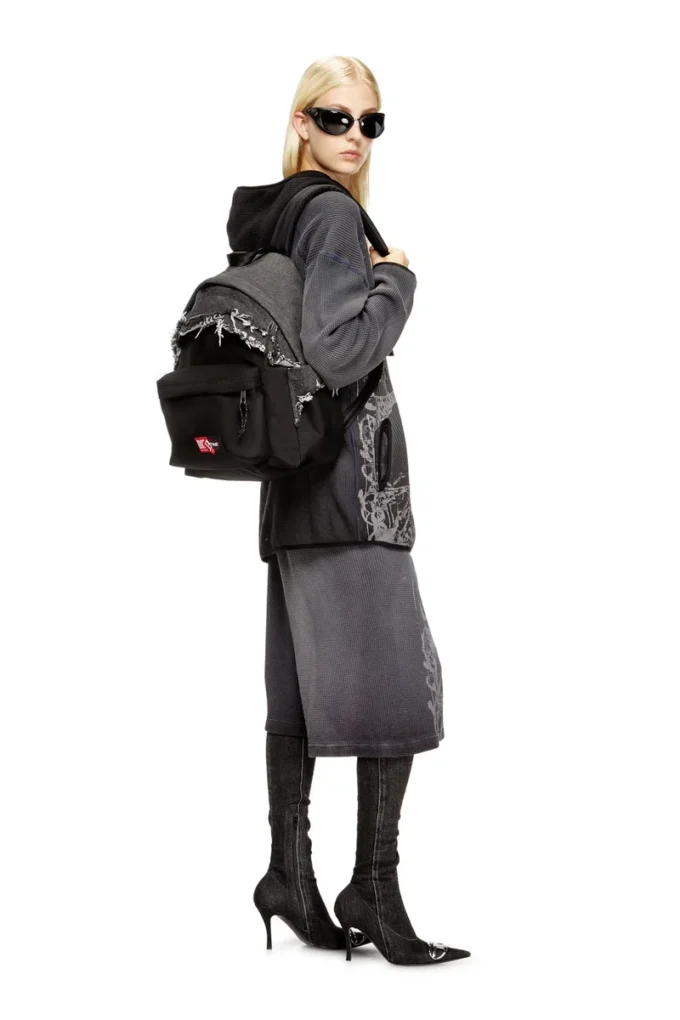 Rucsac Diesel day pak’r din denim distrus și CORDURA®