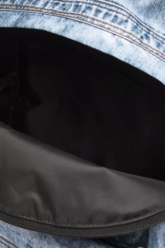 Rucsac Diesel Day Pak’r din denim trompe l’oeil Rucsac Diesel Day Pak’r din denim trompe l’oeil