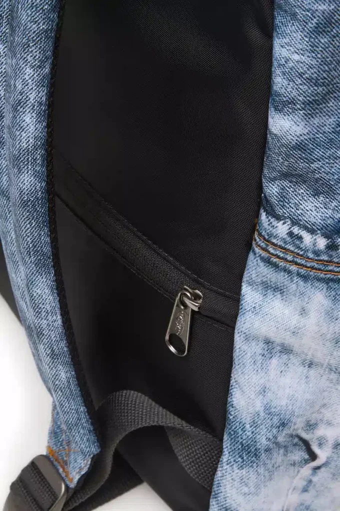 Rucsac Diesel Day Pak’r din denim trompe l’oeil Rucsac Diesel Day Pak’r din denim trompe l’oeil