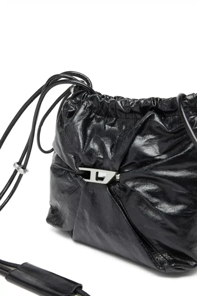 scrunch-d bucket Geantă Scrunch-D-Bucket din piele strălucitoare șifonată