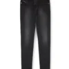 slim 2060 D-Strukt JoggJeans® 0670m Găsiți cel mai apropiat magazin slim 2060 D-Strukt JoggJeans® 0670m Găsiți cel mai apropiat magazin